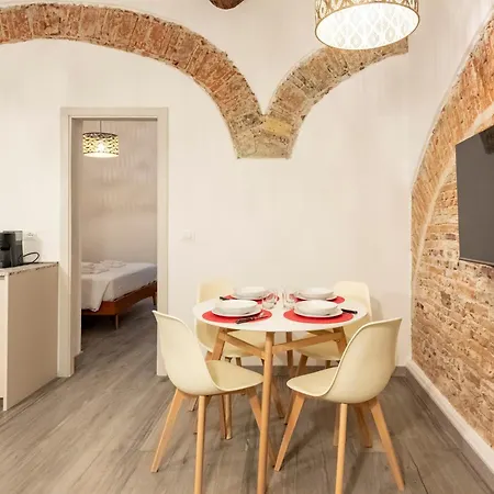 Castelli's Campo 7 דירה *