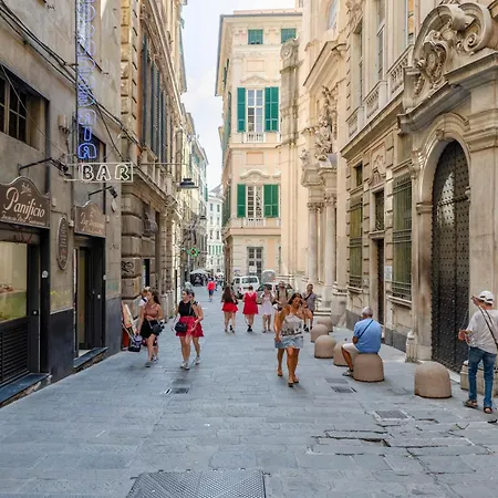 Castelli's Campo 7 Genua