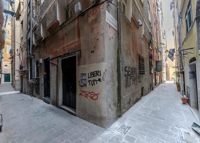 Castelli's Campo 7 Apartman *